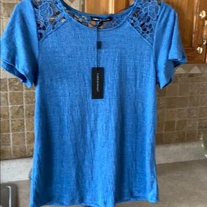 Woman’s small/p blue shirt - new